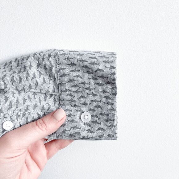 American Eagle Mens Button Down Shirt Seriously Soft Shark Print Gray Large - Picture 3 of 8